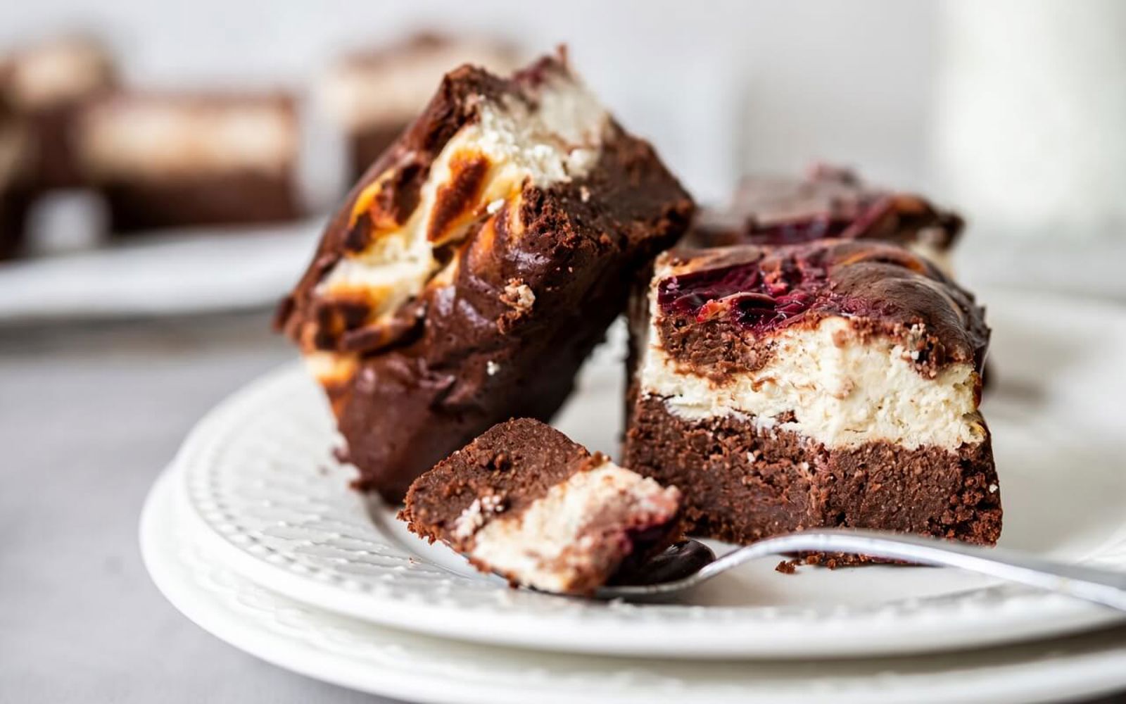 Zdravé cheesecake brownies s tvarohem – recept